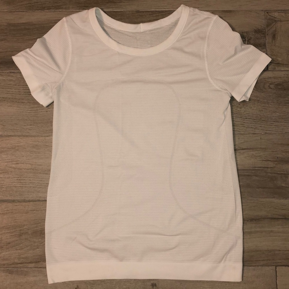 Swiftly tech short sleeve